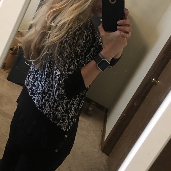 Maurice’s Black & White Button Down Sweater - Picture 3 of 3